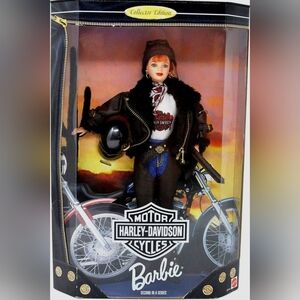 Harley-Davidson Barbie Collector Edition 2001 NRFB